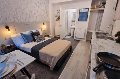 04. Room 1.jpg
