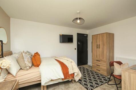 WhatsApp Image 2024-10-24 at 22.29.26.jpeg