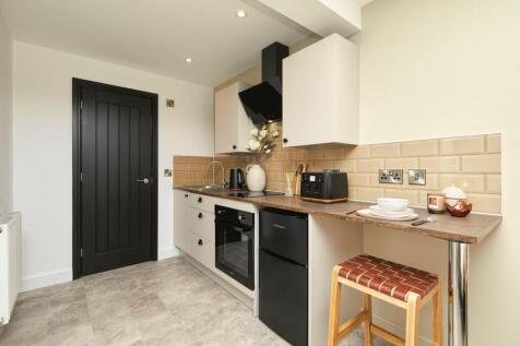 WhatsApp Image 2024-10-24 at 22.29.25.jpeg