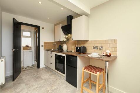 WhatsApp Image 2024-10-24 at 22.29.20.jpeg