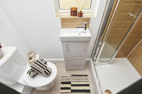 WhatsApp Image 2024-10-24 at 22.29.17 (1).jpeg