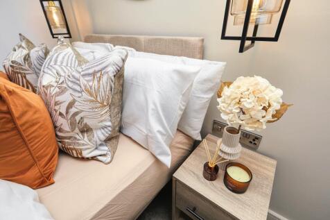 WhatsApp Image 2024-10-24 at 22.28.50.jpeg