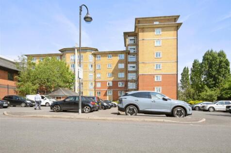 07-906bNKPMSC-flat63 Glebelands Close18 (1).JPG
