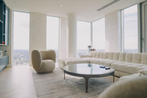 Elizabeth_Tower_P...