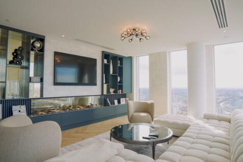 Elizabeth_Tower_P...