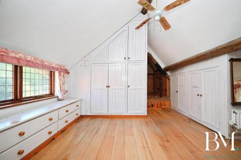 Bedroom One (First Floor)