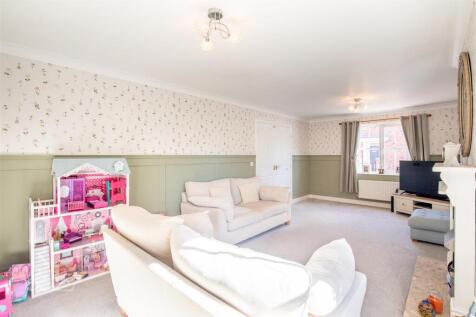 18 Forest School (7).jpg