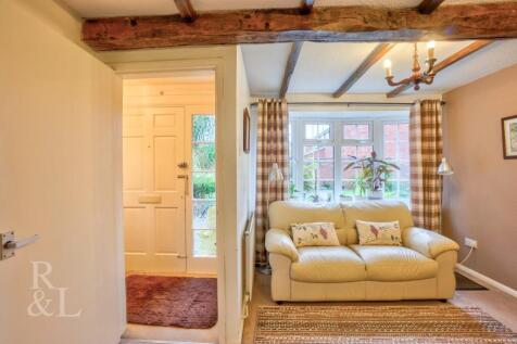 10 Trinity Court (4).jpg