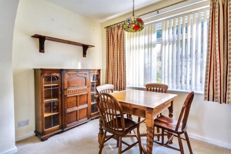 Dining Area_2.jpeg