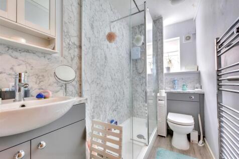 Shower Room.jpeg