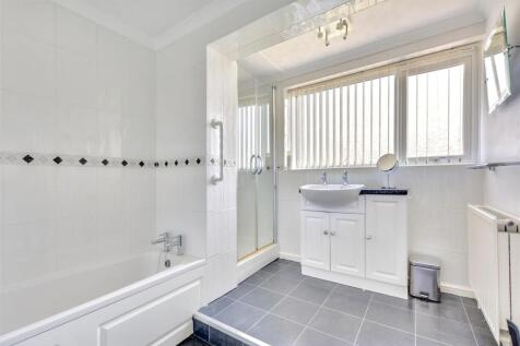 Bathroom_1.jpeg