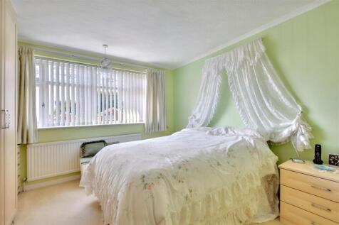 Bedroom One_4.jpeg