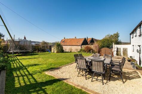 Externals_Outbuildings_and_Grounds_6.jpg