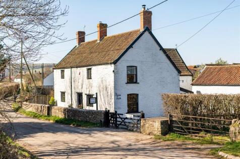 Externals_Outbuildings_and_Grounds_2.jpg