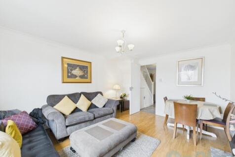 CAM04024G0-PR0022-STILL002