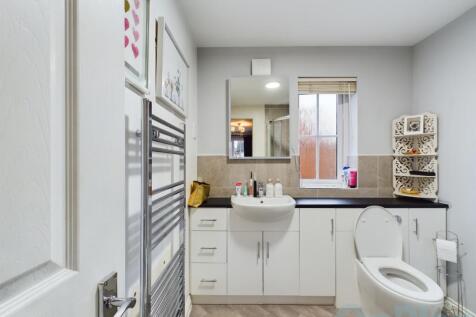 CAM04024G0-PR0018-STILL030