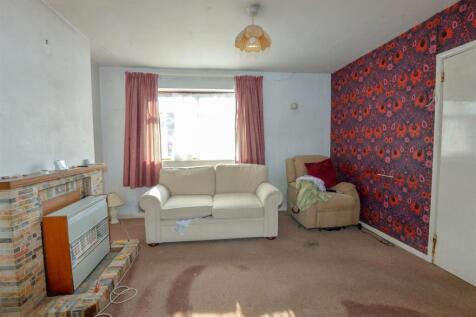 Living Room 2.jpg