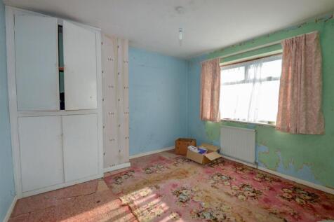 Bedroom2 1.jpg