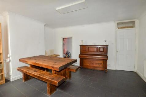 Dining Room 2.jpg