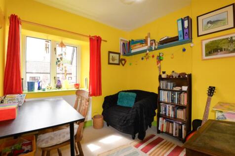 Bedroom3 1.jpg