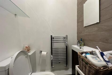 Ensuite.jpg