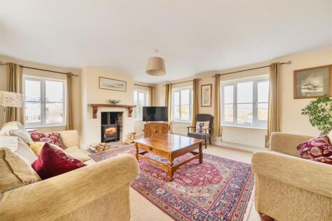 Whitemoor Cross Sitting Room..jpg