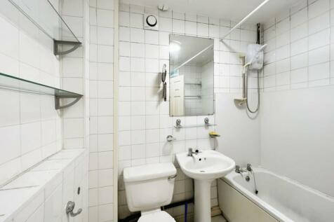 Main House Bathroom