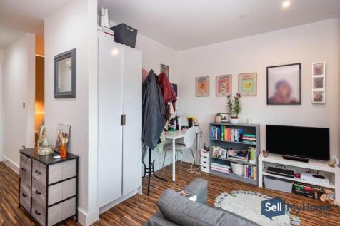 Open Plan Living/Kitchen