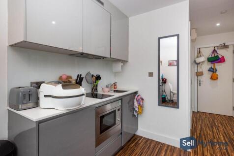 Open Plan Living/Kitchen