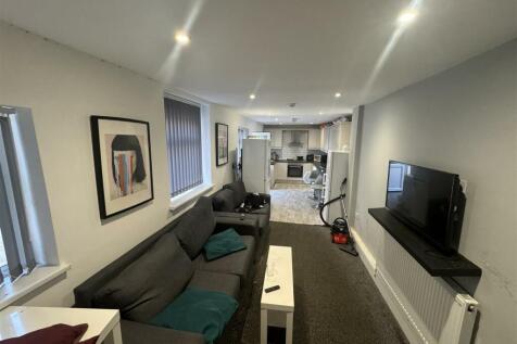 Kitchen Diner full depth.jpg