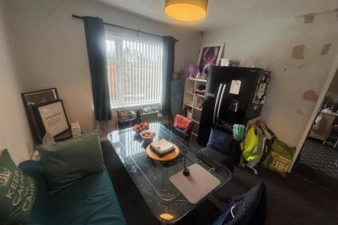 dining room angle 1.jpg