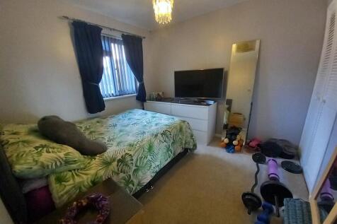 6 Oak bed 2.jpg