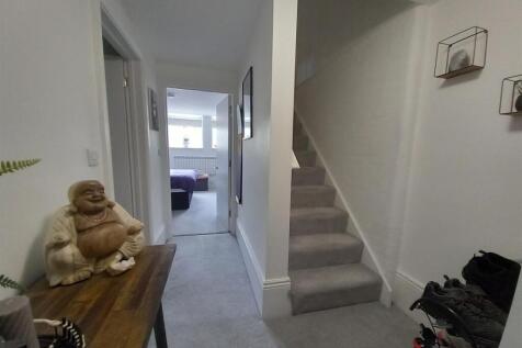 Apartment 11 Hall.jpg