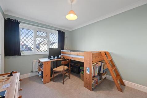 Bedroom 2.jpg