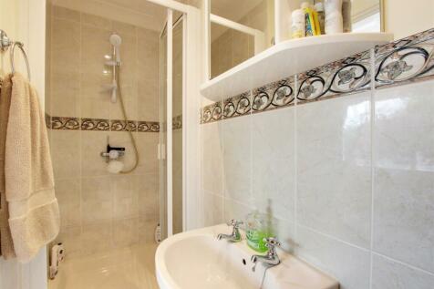 En-suite shower room