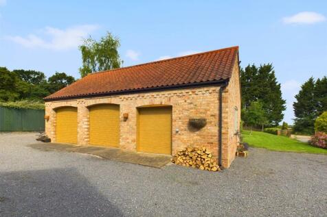 Garage &amp; Workshop