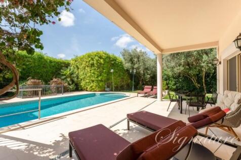 Exterior 1.5 (Large)