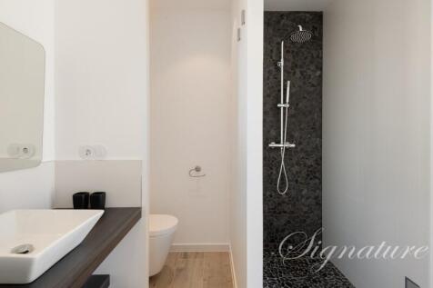 Signature-Balothel-130825-medium-57