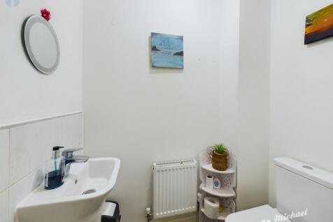 CAM03852G0-PR0045-STILL004