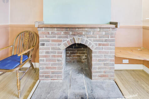 CAM03218G0-PR0797-STILL002