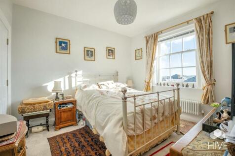 Fitted wardrobes
