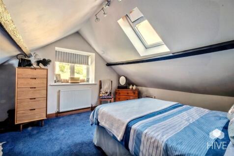 Bedroom 3 overlooking rear garden