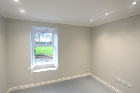 Allied-Surveyors-Scotland-Courtyard-at-Ugstonrigg-