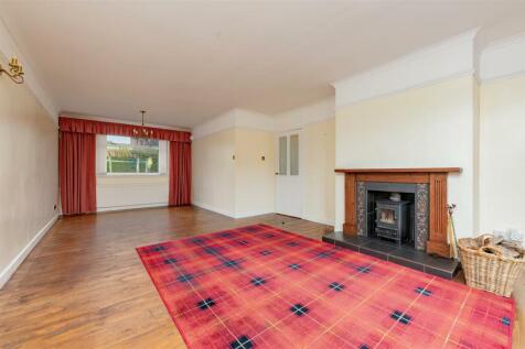 19 Roman Road Northmuir Kirriemuir-6.jpg
