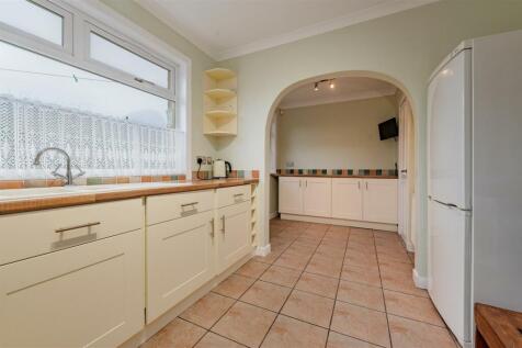 19 Roman Road Northmuir Kirriemuir-17.jpg