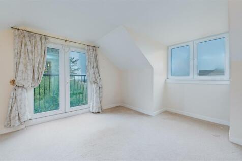 19 Roman Road Northmuir Kirriemuir-11.jpg