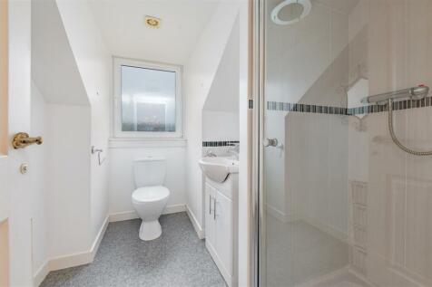 19 Roman Road Northmuir Kirriemuir-14.jpg