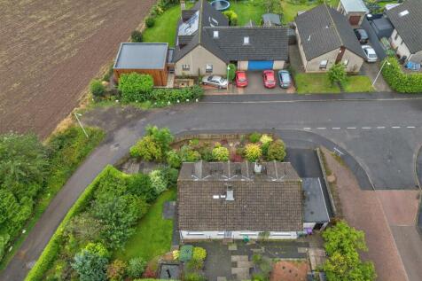 19 Roman Road Northmuir Kirriemuir-21.jpg