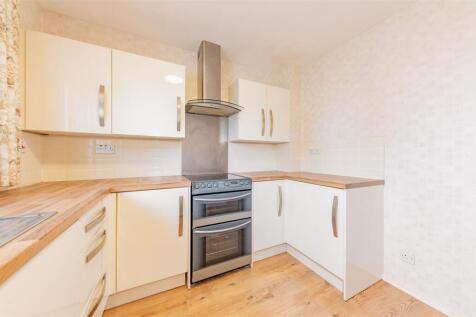 48 Norwood Newport-12.JPG