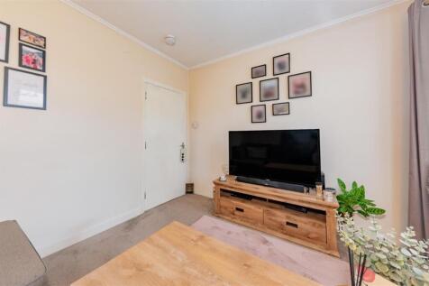 1C Arklay place Dundee-7.JPG